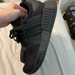 WOMENS 9: KIDS 7 Adidas NMD’s